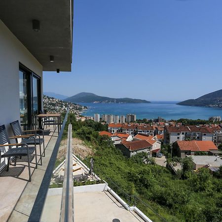 Magnolija Apartmani Igalo Exteriör bild