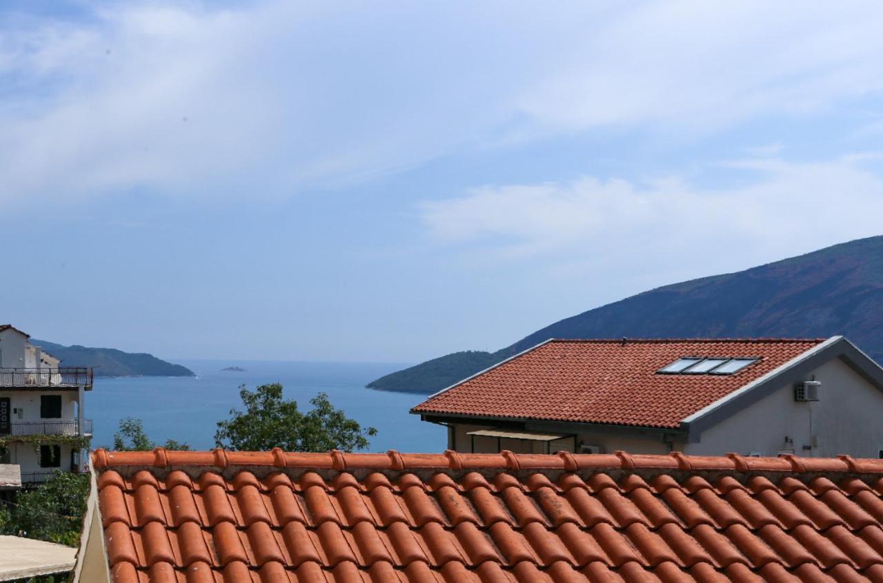 Magnolija Apartmani Igalo Exteriör bild