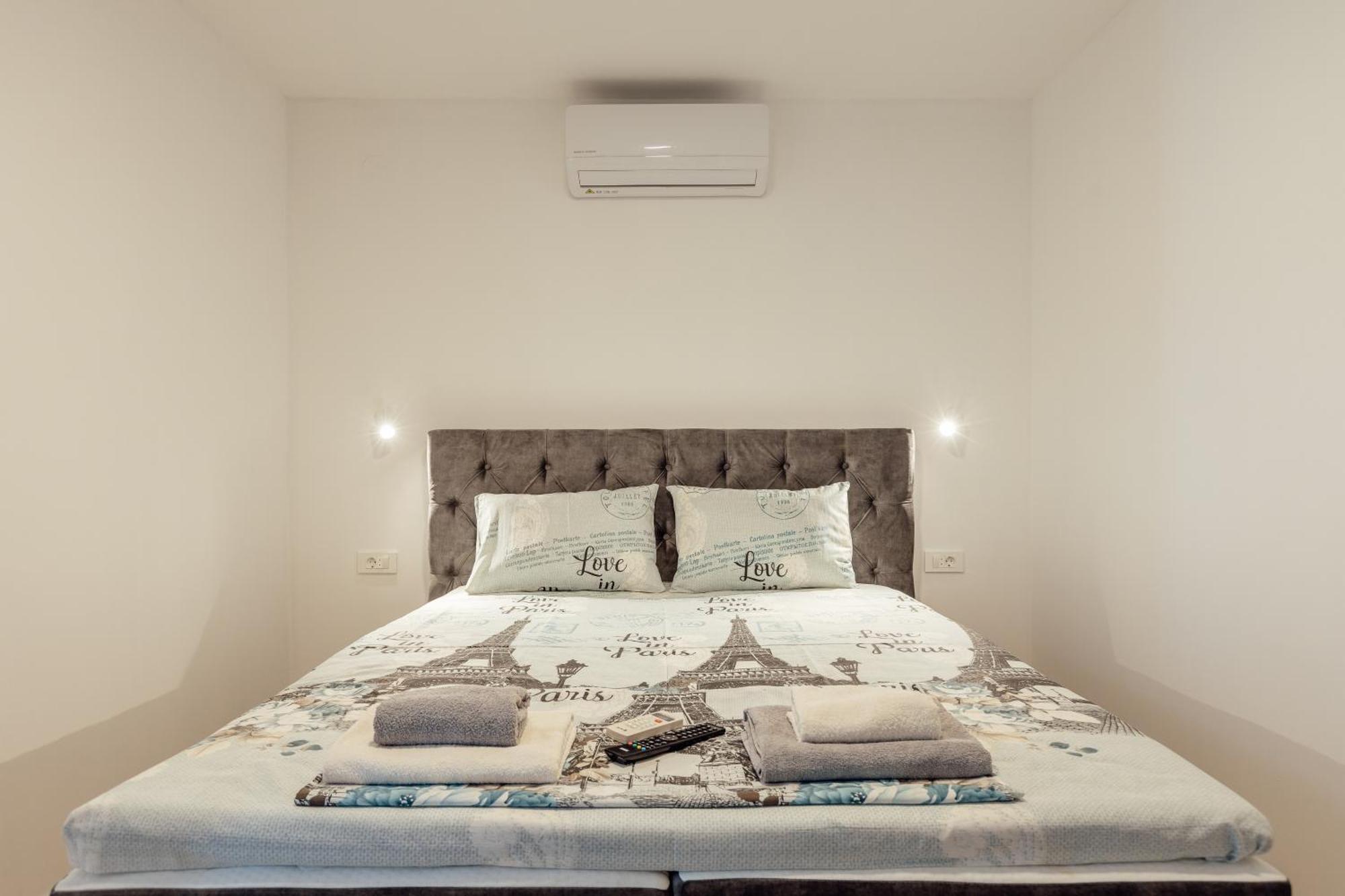 Magnolija Apartmani Igalo Exteriör bild