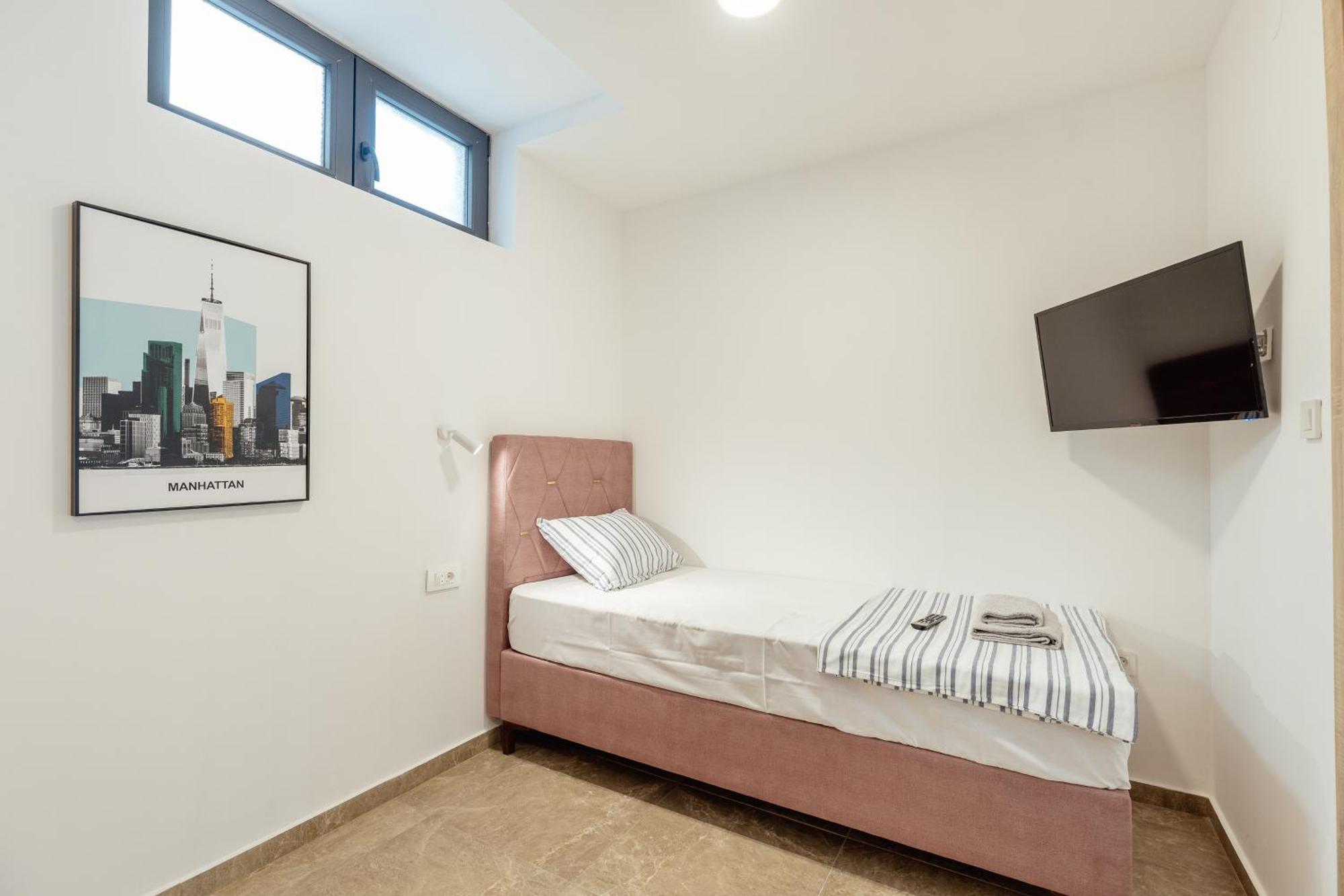 Magnolija Apartmani Igalo Exteriör bild